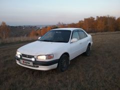Седан Toyota Corolla 1995 года, 135000 рублей, Красноярск
