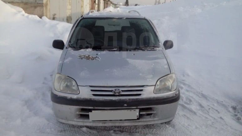    Toyota Raum 1998 , 180000 , 