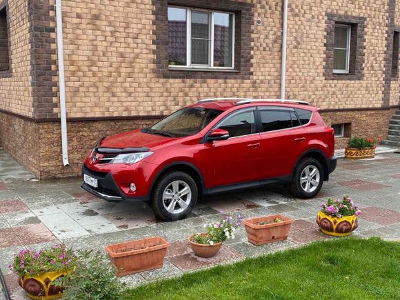 SUV   Toyota RAV4 2013 , 1780000 , -