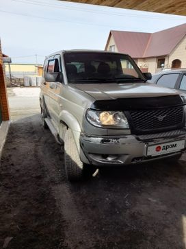 SUV     2012 , 320000 , 