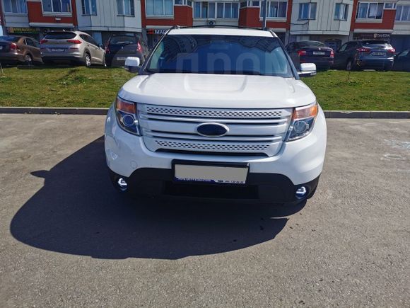 SUV   Ford Explorer 2013 , 960000 , 