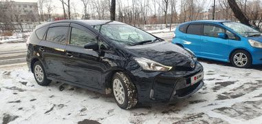 Минивэн или однообъемник Toyota Prius Alpha 2016 года, 1688000 рублей, Хабаровск