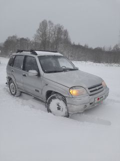 SUV или внедорожник Chevrolet Niva 2003 года, 275000 рублей, Ярцево