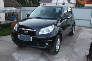 SUV   Toyota Rush 2011 , 740000 , 