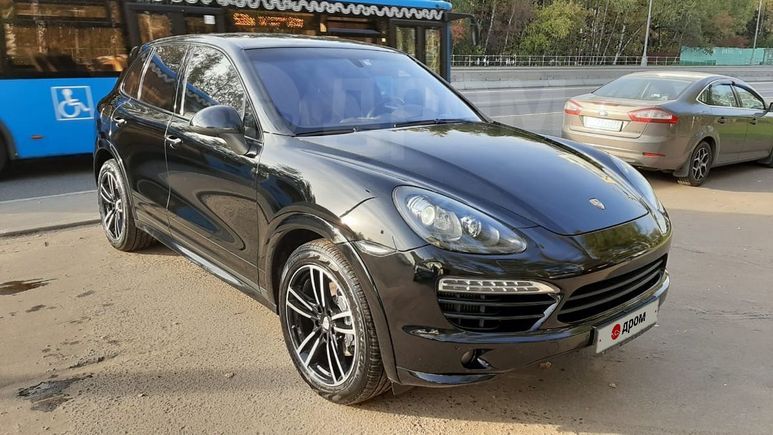 SUV   Porsche Cayenne 2012 , 2350000 , 