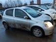  Toyota Vitz 2002 , 300000 , 