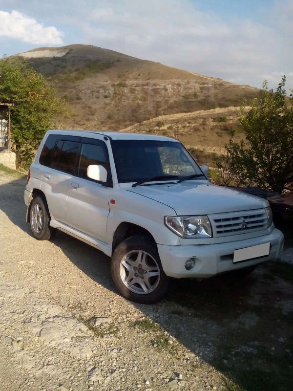 SUV   Mitsubishi Pajero iO 1999 , 230000 , 