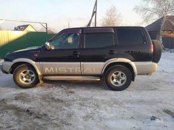 SUV   Nissan Mistral 1997 , 330000 , 