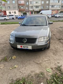 Седан Volkswagen Passat 2001 года, 400000 рублей, Красноярск