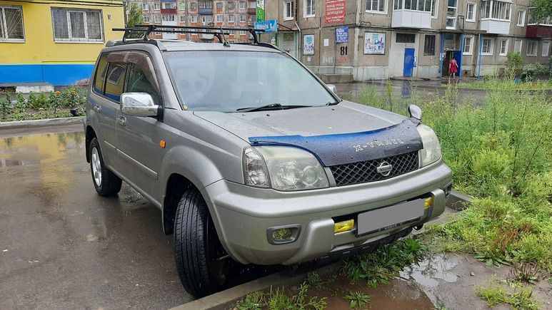 SUV   Nissan X-Trail 2001 , 425000 , -