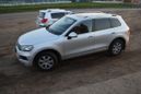 SUV   Volkswagen Touareg 2010 , 1800000 , 