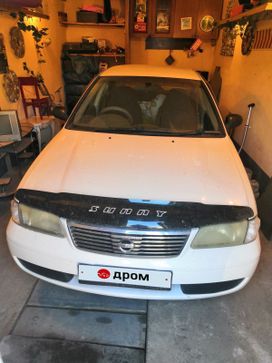  Nissan Sunny 2002 , 230000 , 