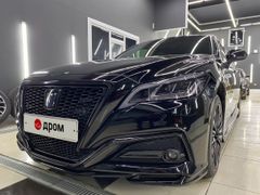 Седан Toyota Crown 2019 года, 3200000 рублей, Владивосток