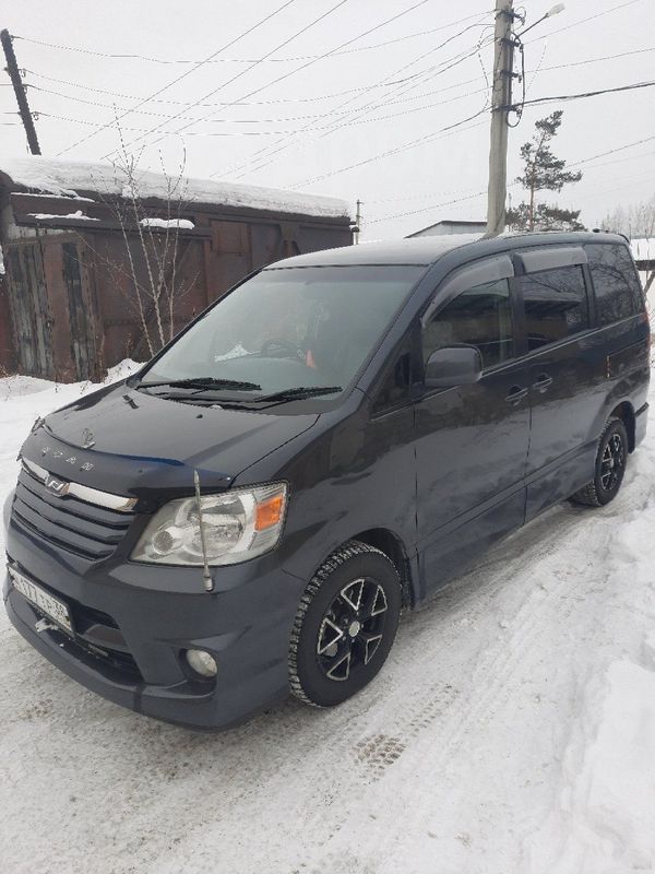    Toyota Noah 2001 , 400000 , 