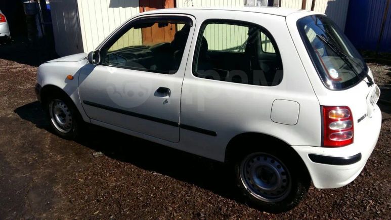  Nissan March 2000 , 130000 , 