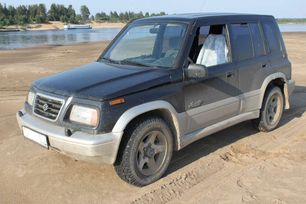 SUV   Suzuki Sidekick 1996 , 220000 , 