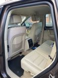 SUV   Volkswagen Touareg 2011 , 1220000 , 