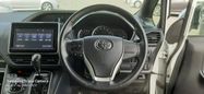    Toyota Voxy 2016 , 1600000 , 