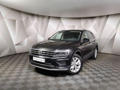SUV или внедорожник Volkswagen Tiguan 2017 года, 2825850 рублей, Москва