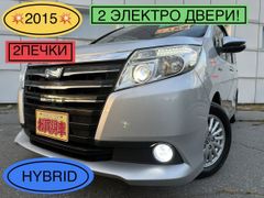 Минивэн или однообъемник Toyota Noah 2015 года, 2099000 рублей, Хабаровск