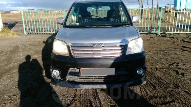    Toyota Noah 2002 , 350000 , -