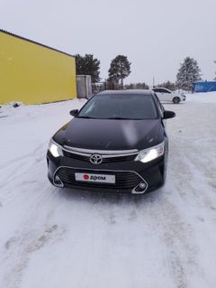 Седан Toyota Camry 2015 года, 2200000 рублей, Сургут