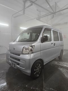 Минивэн или однообъемник Toyota Pixis Van 2017 года, 975000 рублей, Барнаул