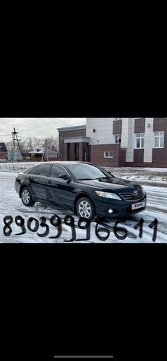 Седан Toyota Camry 2011 года, 1400000 рублей, Новосибирск