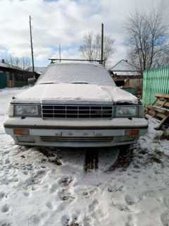 Седан Nissan Laurel 1990 года, 180000 рублей, Стрелка