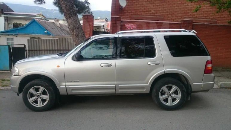 SUV   Ford Explorer 2003 , 450000 , 