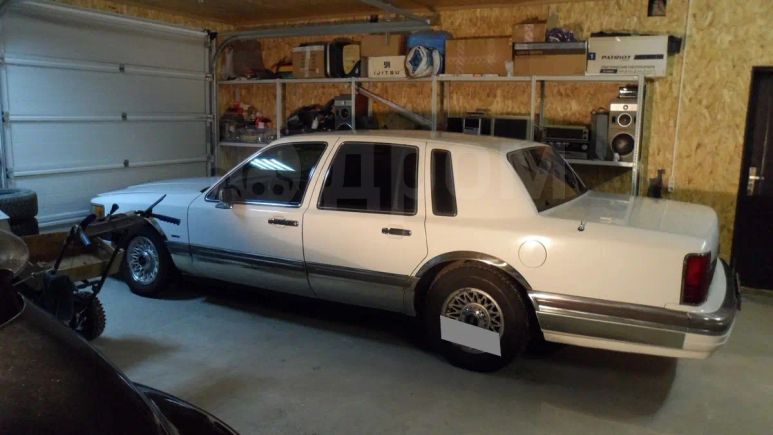  Lincoln Town Car 1990 , 500000 , 