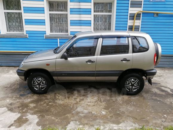 SUV   Chevrolet Niva 2007 , 240000 , 