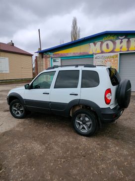 SUV   Chevrolet Niva 2018 , 685000 , 