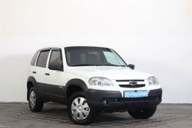 SUV или внедорожник Chevrolet Niva 2016 года, 719000 рублей, Тюмень