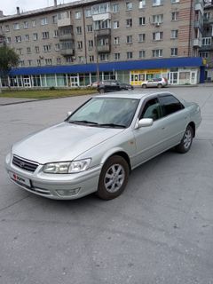 Седан Toyota Camry 2000 года, 520000 рублей, Новосибирск