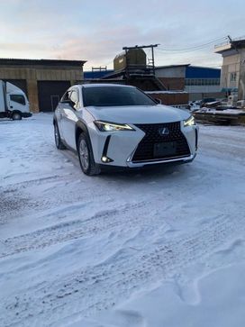 SUV или внедорожник Lexus UX250h 2020 года, 3350000 рублей, Иркутск