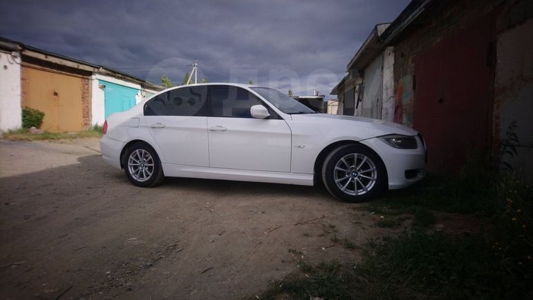  BMW 3-Series 2010 , 700000 , 