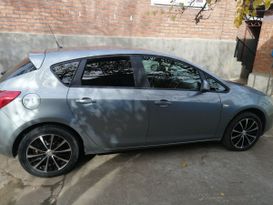  Opel Astra 2011 , 600000 , 
