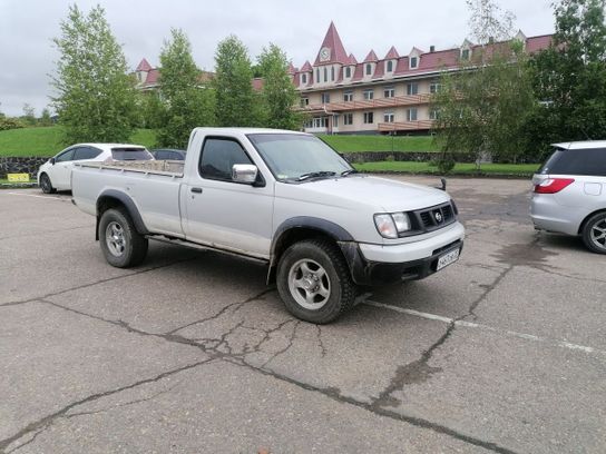 Купить Ниссан 4 Вд