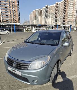  Renault Sandero 2010 , 640000 , 
