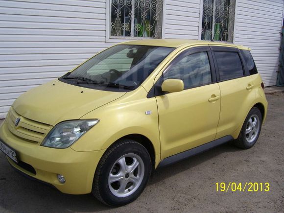  Toyota ist 2003 , 340000 , 