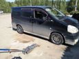    Nissan Serena 2002 , 400000 , 