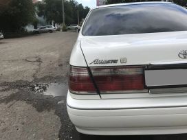  Toyota Crown 2003 , 310000 , 