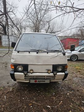   Nissan Vanette 1991 , 320000 , 