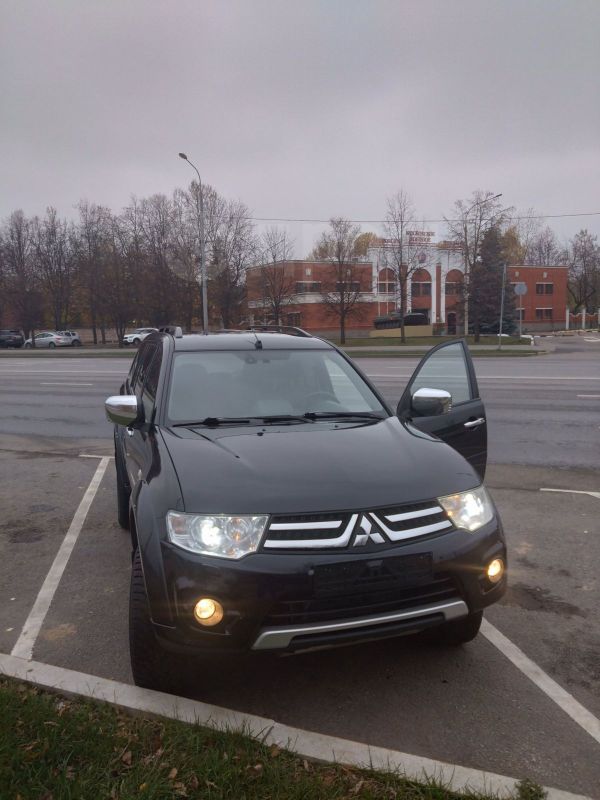 SUV   Mitsubishi Pajero Sport 2014 , 1860000 , 