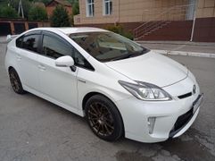 Лифтбек Toyota Prius 2015 года, 1500000 рублей, Горно-Алтайск