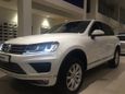 SUV   Volkswagen Touareg 2015 , 3300000 , 