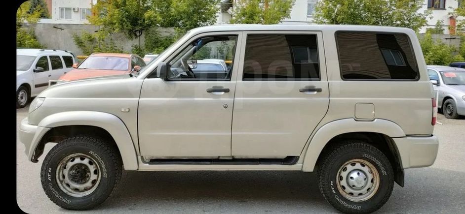 SUV     2011 , 279000 , 