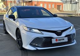 Седан Toyota Camry 2018 года, 3440000 рублей, Омск