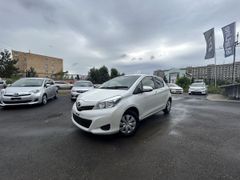 Хэтчбек Toyota Vitz 2014 года, 899000 рублей, Красноярск